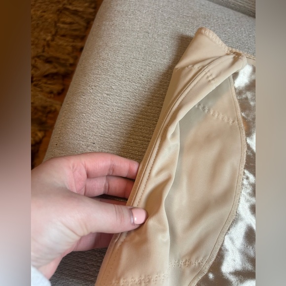 Flexees by maidenform Shapewear - Picture 2 of 5